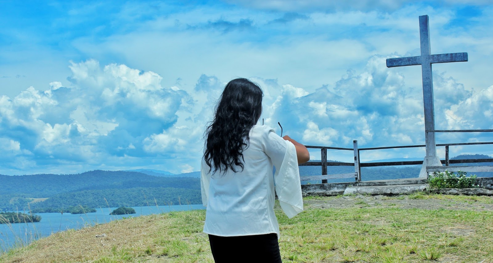 Around Wamena: Bukit Salib! Pemandangannya Ciamik
